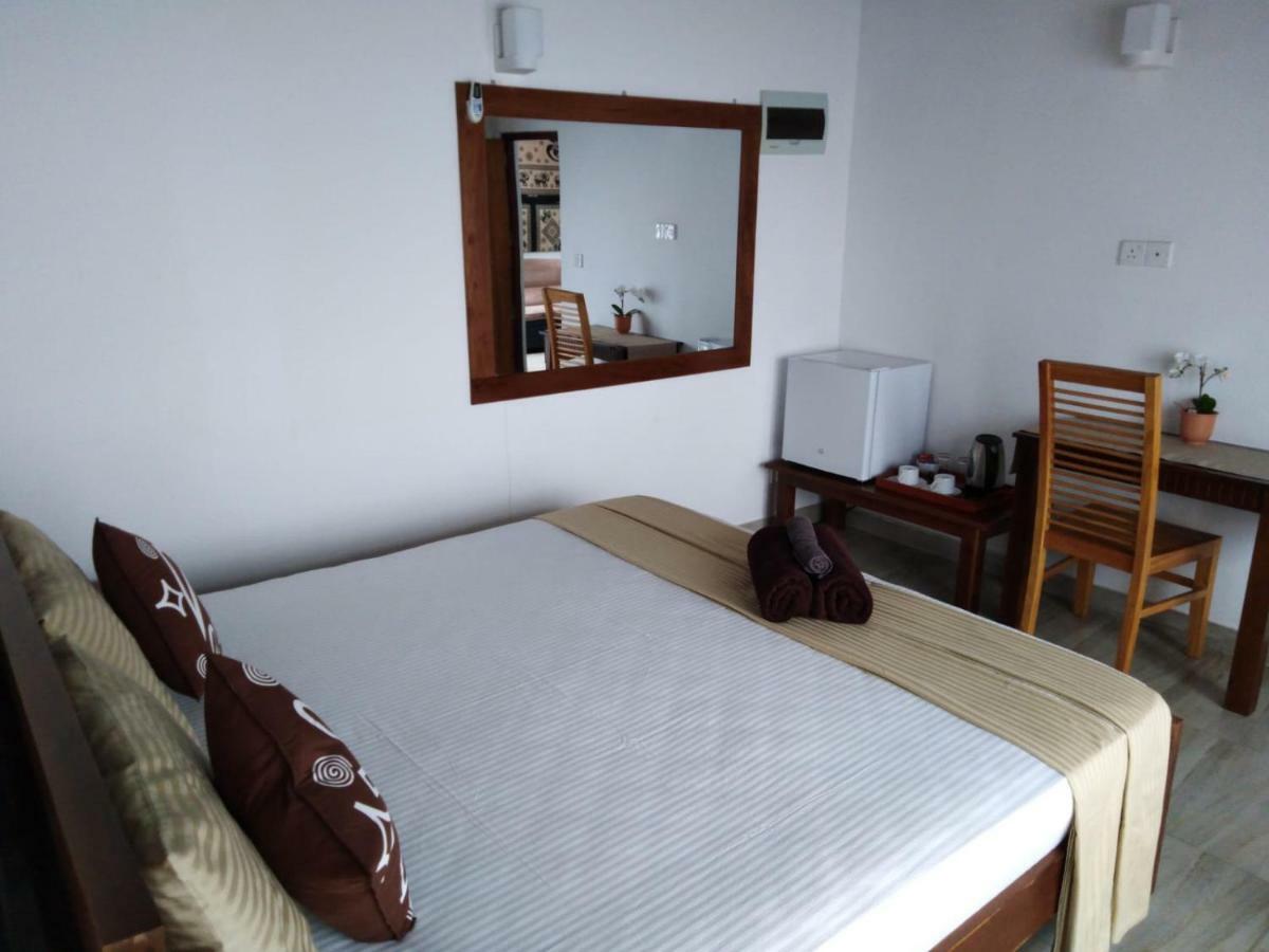Lija Residence Negombo Ngoại thất bức ảnh